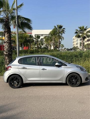Peugeot 208 2017 - 2