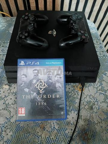 PlayStation 4 pro - 2