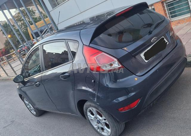 Ford Fiesta - 2