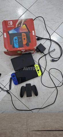 Nintendo Switch OLED très bon état