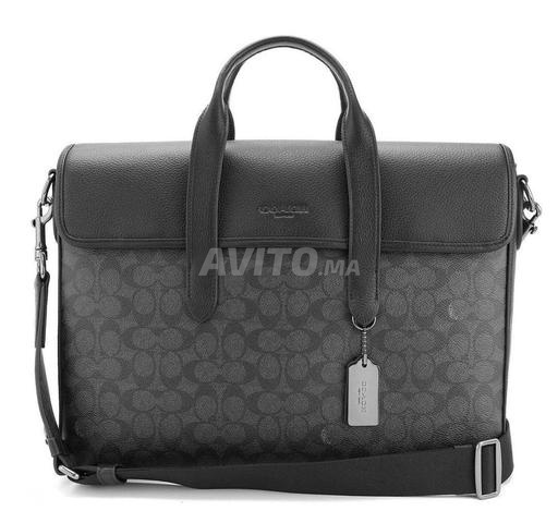 Sac bandoulière COACH en toile signature modèle