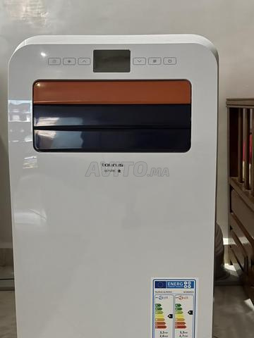 مكيف هواء متنقل TAURUS 12000 BTU كالجديد
