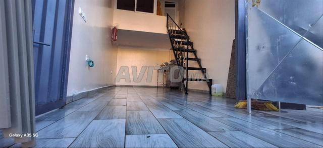 Local commercial sur bd al alia bernoussi - 2