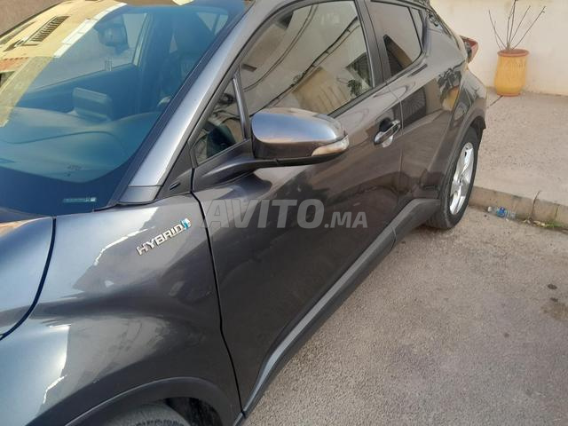 Toyota C-HR Hybride à vendre - 2