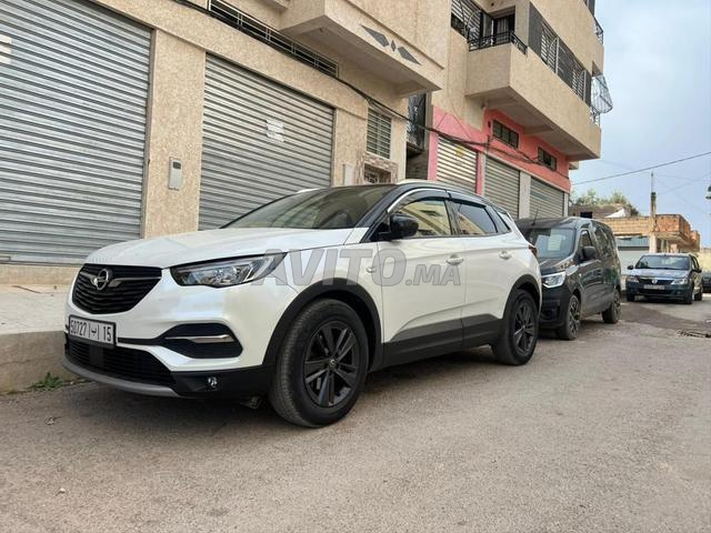 أوبل جراند لاند X مسجلة فاس بـ 15