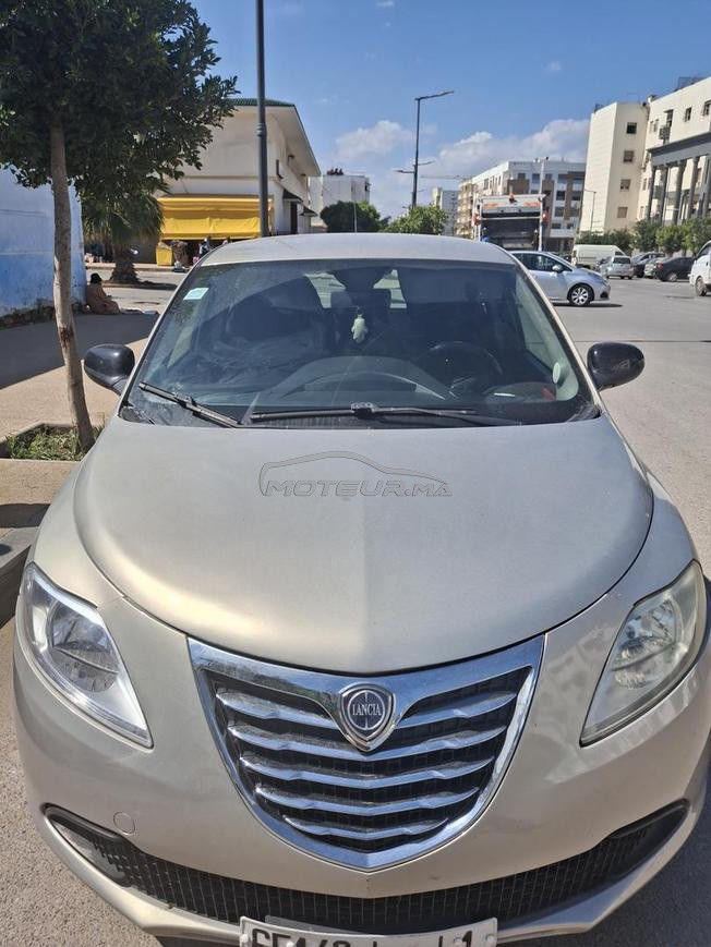 voiture Lancia Ypsilon Essence