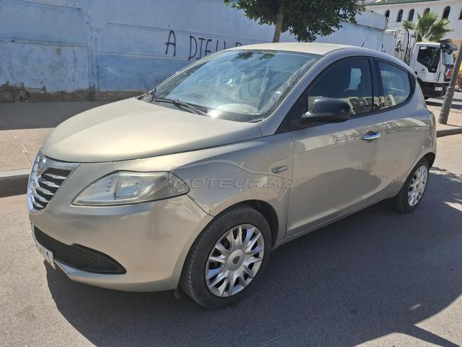 voiture Lancia Ypsilon Essence