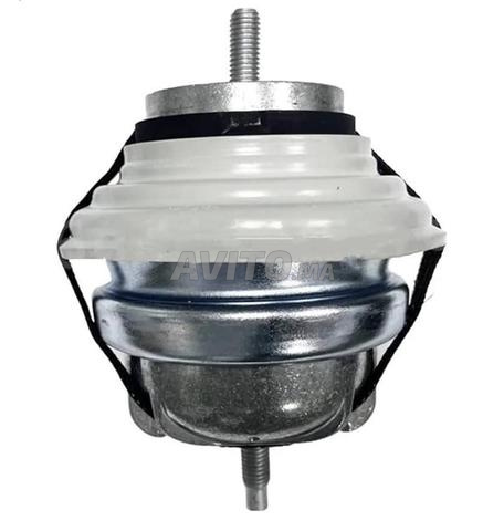 Support moteur Jaguar C2D16622 - 2