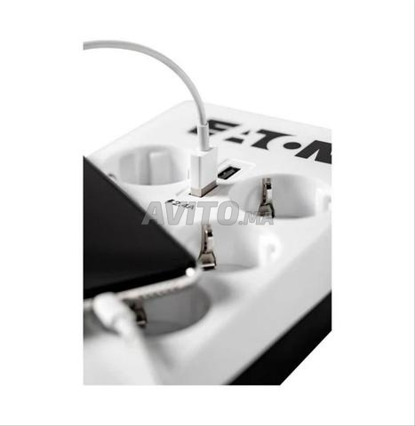 Multiprise Eaton Protection Box 8 Tel@USB FR PB8TU - 2