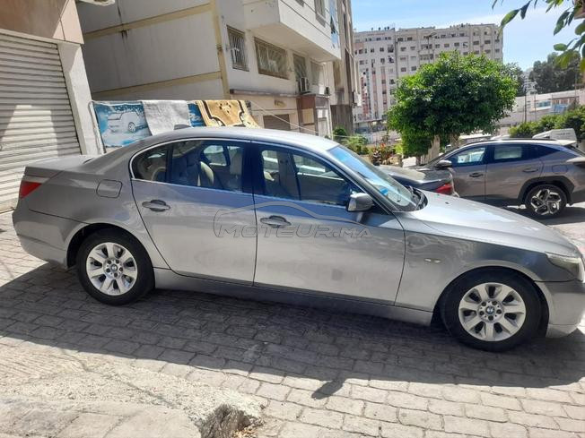 BMW 523i essence 