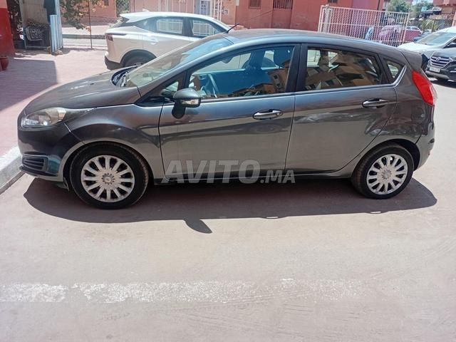 Ford Fiesta Diesel Automatique 2017 à Marrakech - 2