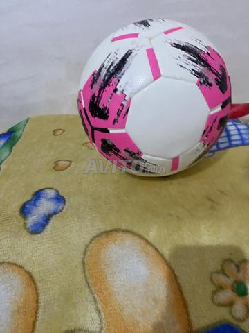 Ballon de foot taille 5 - 2