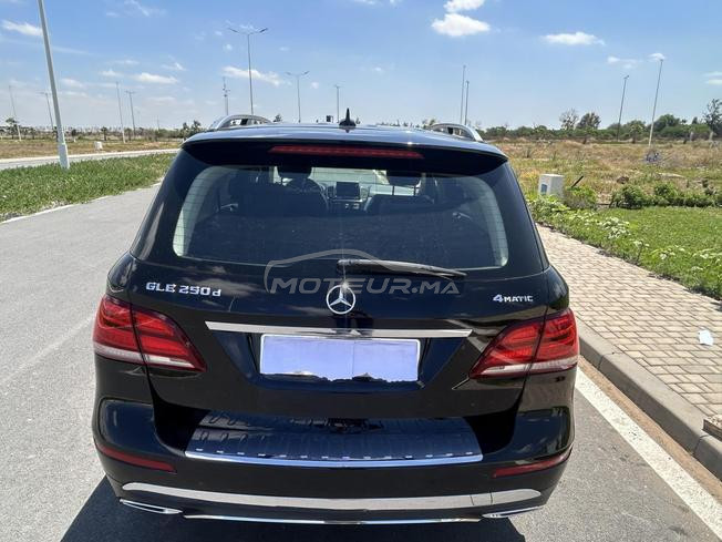 voiture Mercedes classe GLE250