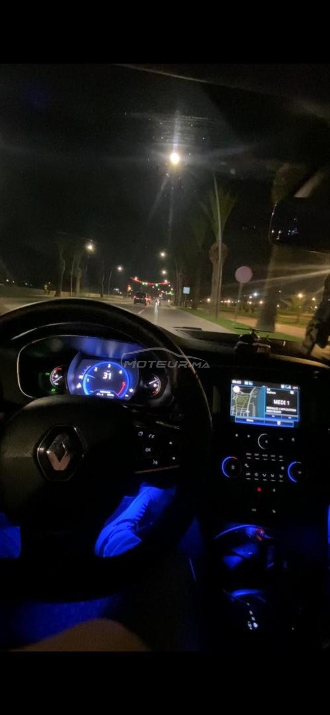 Megane 4 pack intense Sedane modèle 12/2019
