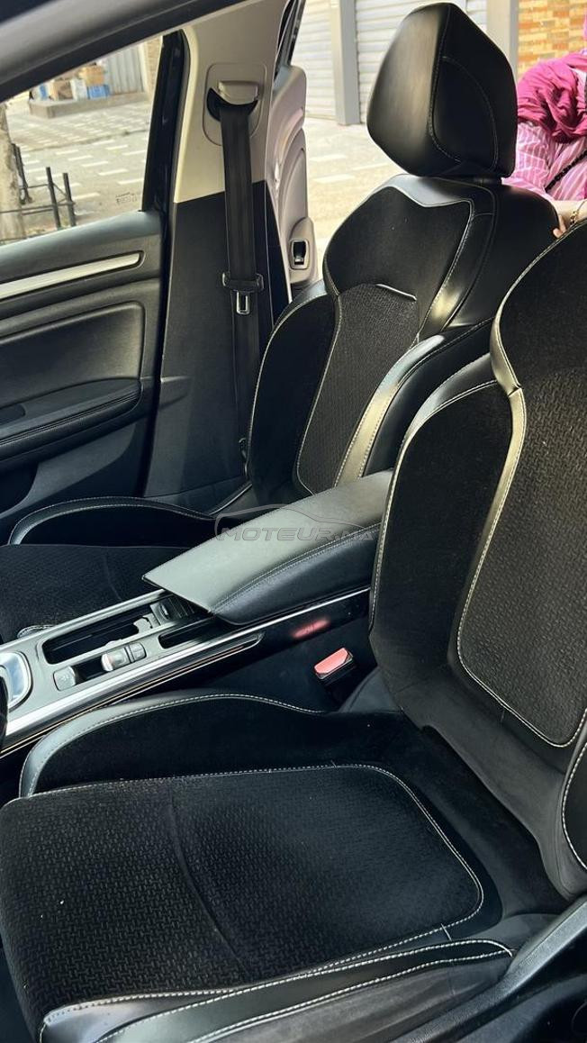 Megane 4 pack intense Sedane modèle 12/2019