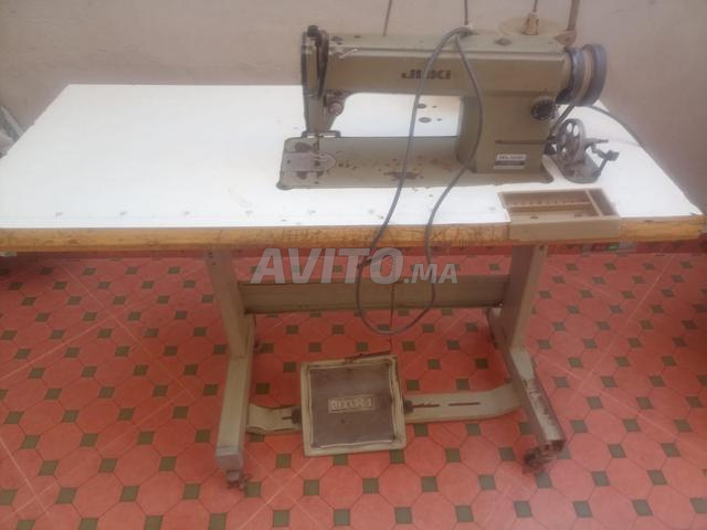Machine à coudre Juki - 2