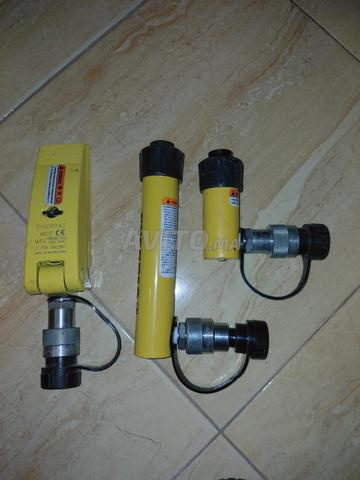 Lot Hydraulique Enerpac Écarteur WR5 / Vérins RC - 2