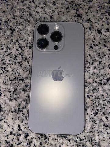 iPhone 15 Pro jamais ouvert