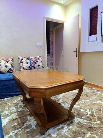 طاولة خشبية - 2