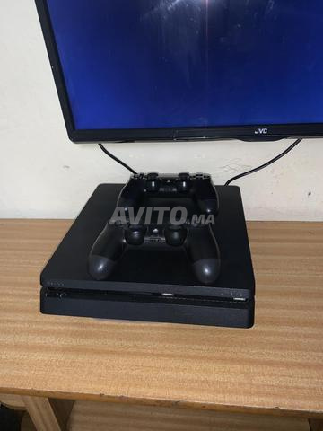 PS4 Slim 500GB  2 Manettes - Propre    - 2