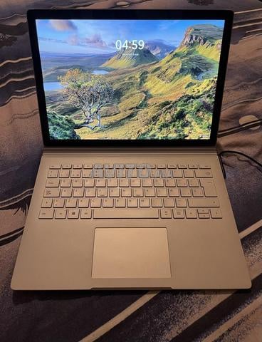 Surface Book 3 13,5 Intel Core i5 État Neuf