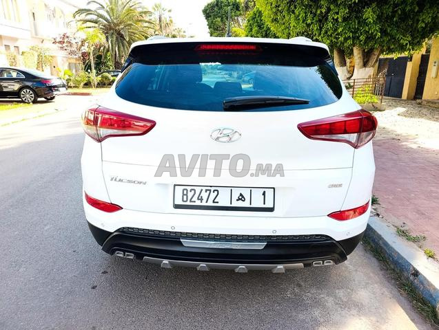 Hyundai Tucson - 2