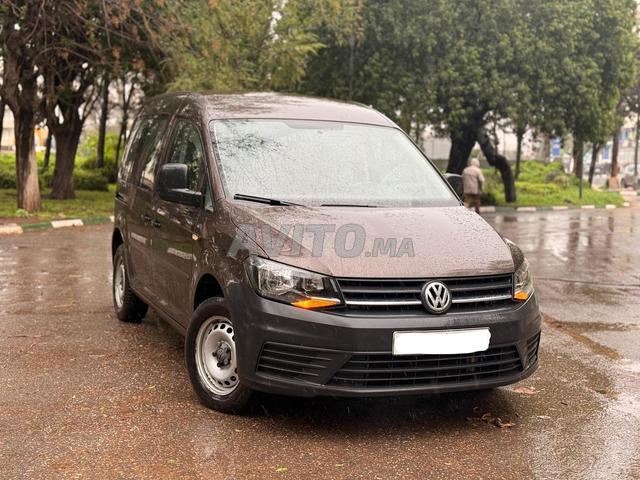 Volkswagen Caddy modèle 2020/12/23. kilométrage 70 - 2