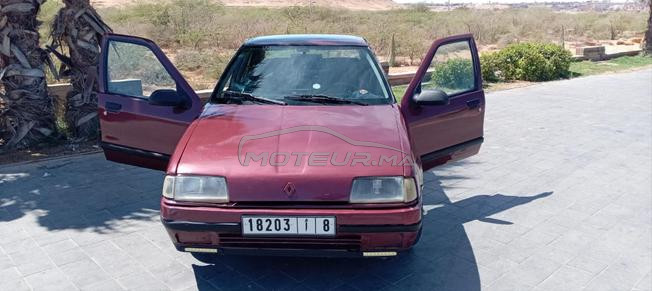 Renault R19 Essence Manuelle 1990 à Laâyoune