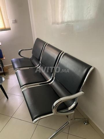 2 banquettes pour salle d’attente de 3 places - 2