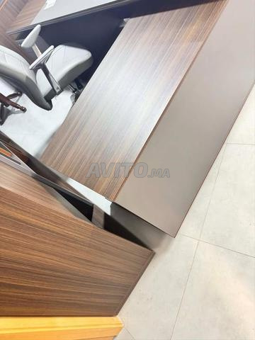 ✨ مكاتب مستوردة فاخرة… لأن نجاحك يبدأ من مكتبك