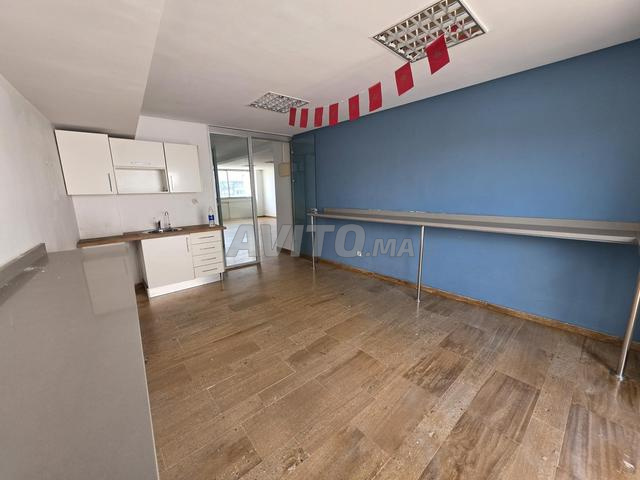 Bureau aménagé 85 m², immeuble professionnel