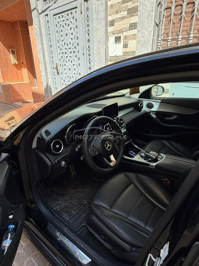 voiture en excellent état 