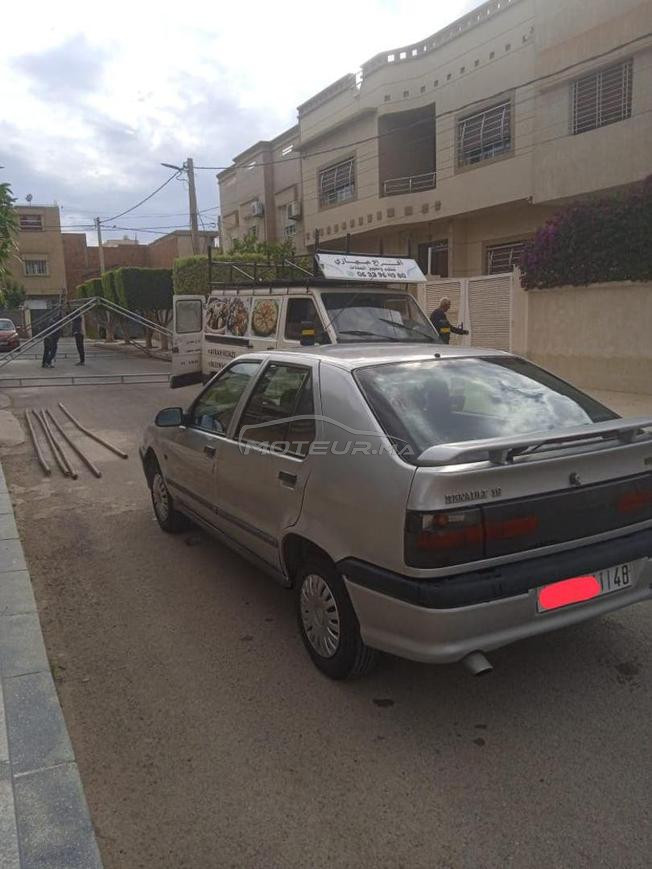 Renault R19 Essence Manuelle 1995 à Oujda