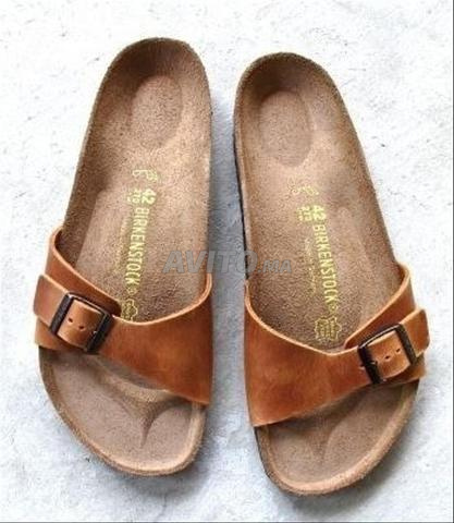 Sandales pour femme en cuir naturel à 150 dh