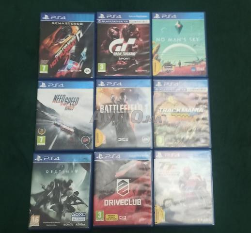 Ps4 pro 1to en ligne, 9 jeux et deux manettes originales - 2
