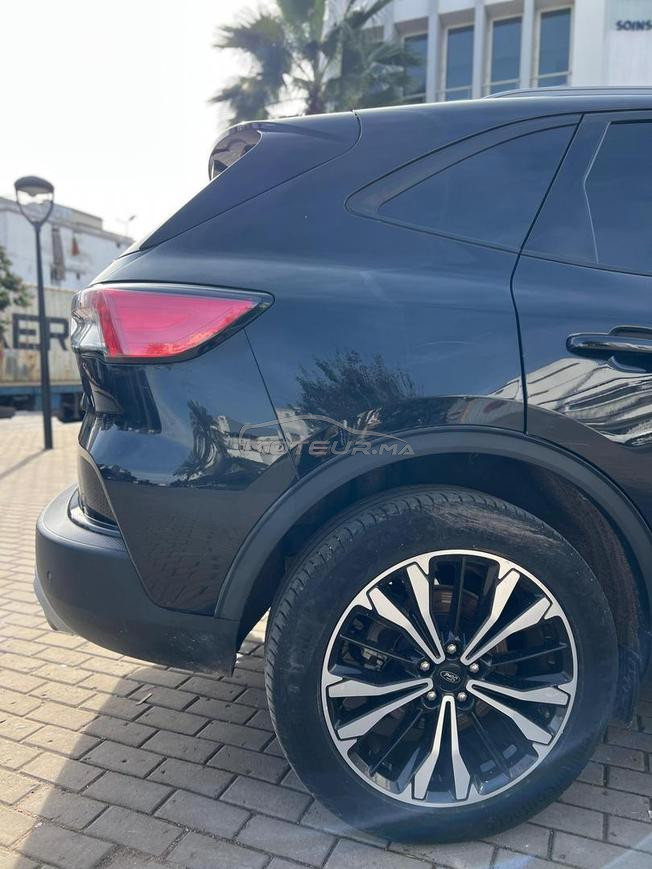 voiture Ford kuga en bonne état