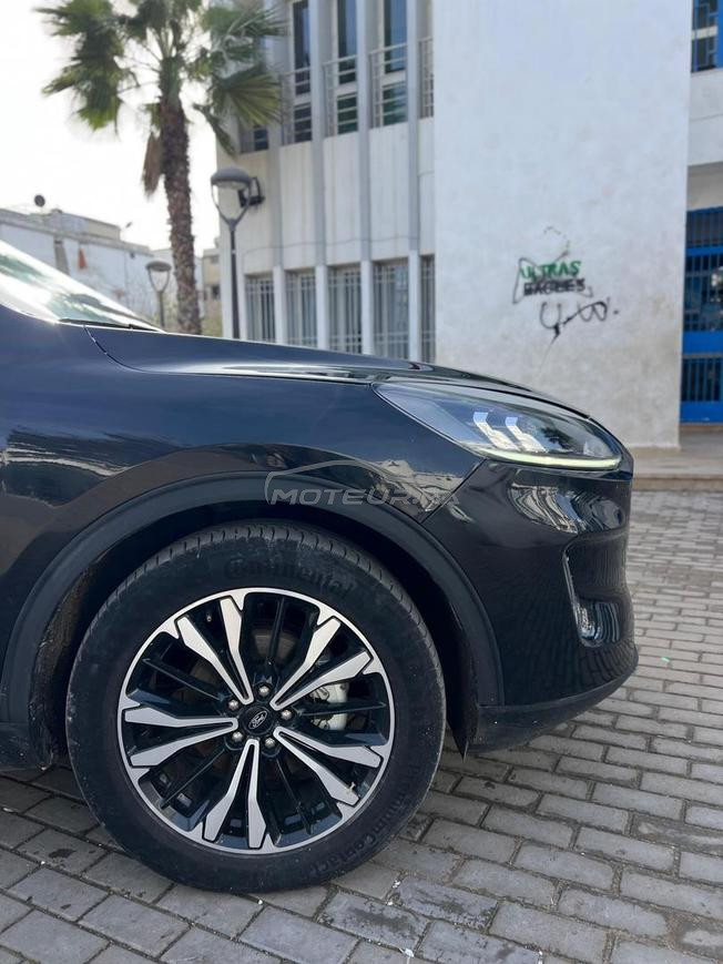 voiture Ford kuga en bonne état