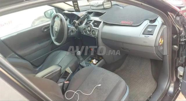 Renault Megane Essence Manuelle 2005 à Casablanca