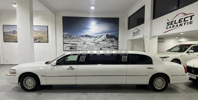 Lincoln Town Car 1999 photo 3