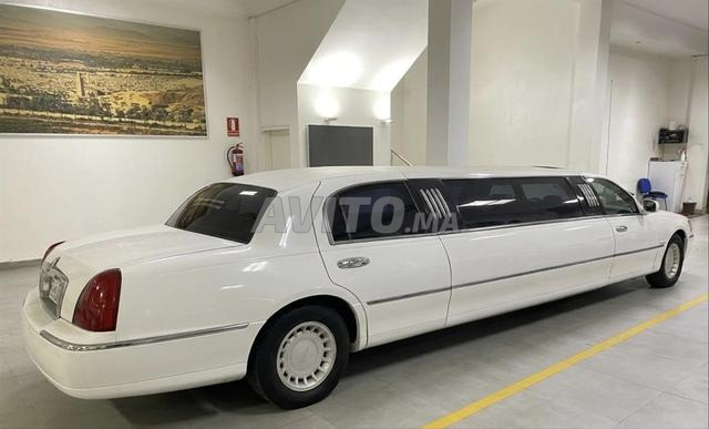 Lincoln Town Car 1999 photo 4