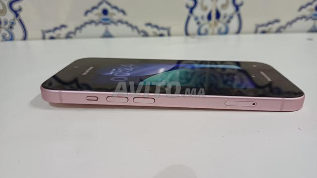 iPhone 15 normal