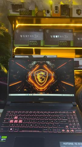 MSI KATANA 15 INTEL i7-13620H RTX 4070 8GB