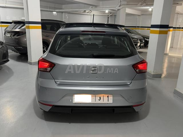Seat Ibiza Essence Manuelle 2021 à Rabat - 2