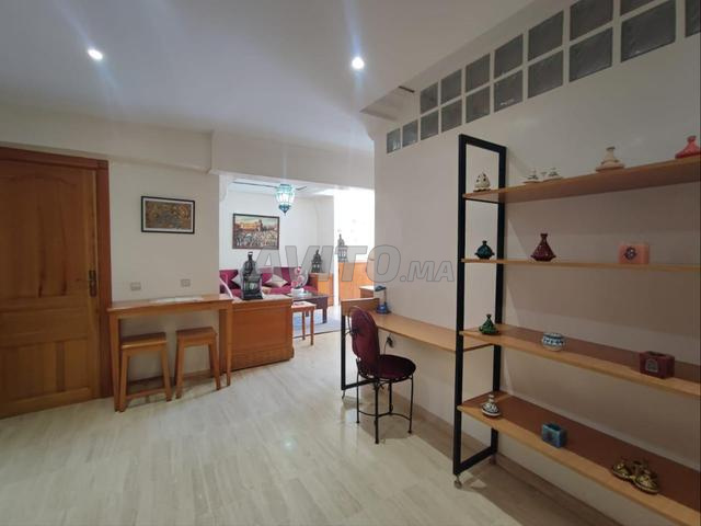 Vente très joli studio centre ville - 2