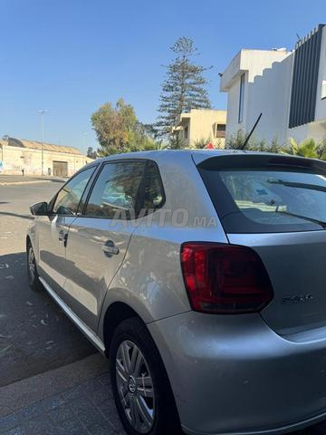 Volkswagen Polo Essence Manuelle 2011 à Casablanca