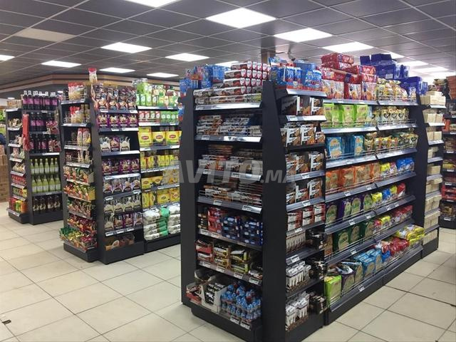 Rayonnage de supermarché - 2