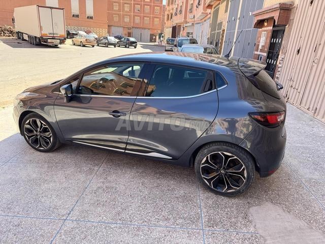 Clio 4 Intense Premain Main - 2