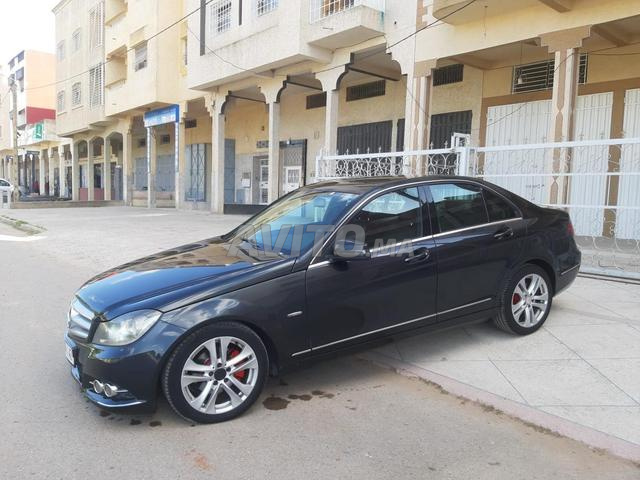 Mercedes neuve - 2