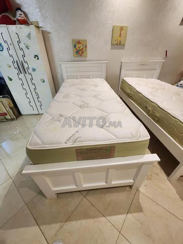 2 lits complets à vendre - 2