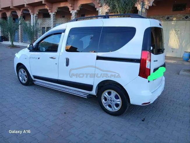 سيارة دوكير للبيع 
